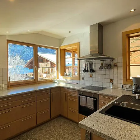 Ferienwohnungen Tannheim - Bei Martina Fuegenschuh -Sommerbergbahn Inklusive - Ruhige Lage Direkt An Lift & Loipe *